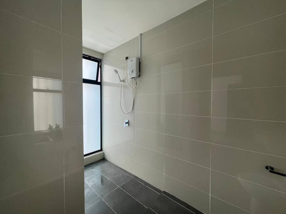 Apartment In Mid-valley Southkey/ 1 Bedroom/ 3 Pax *